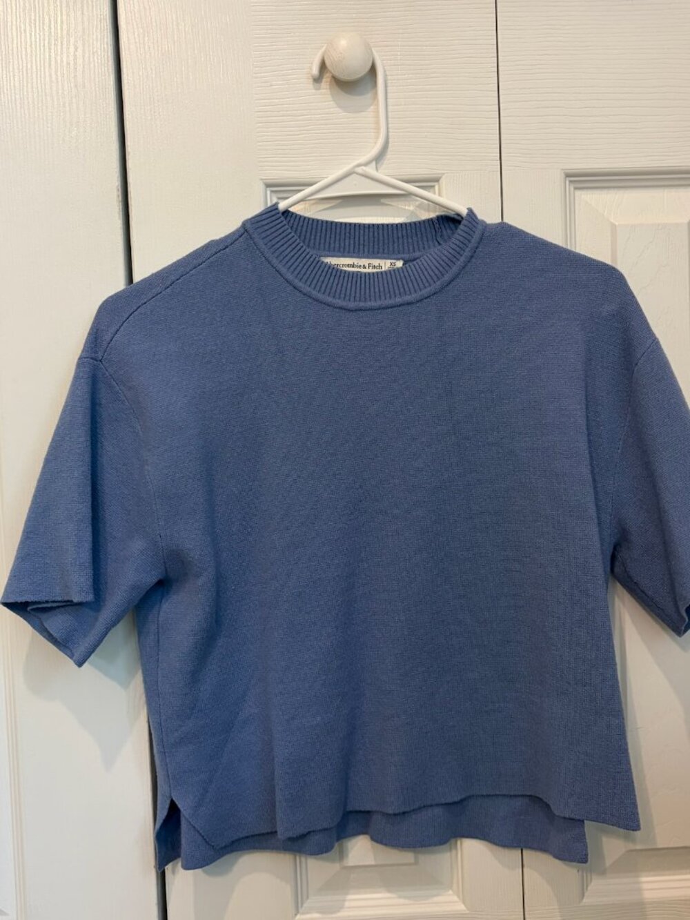 Abercrombie Sweater tee